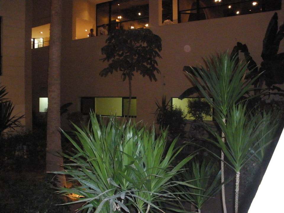 Вечерний вид SUNRISE Holidays Resort (Adults Only)