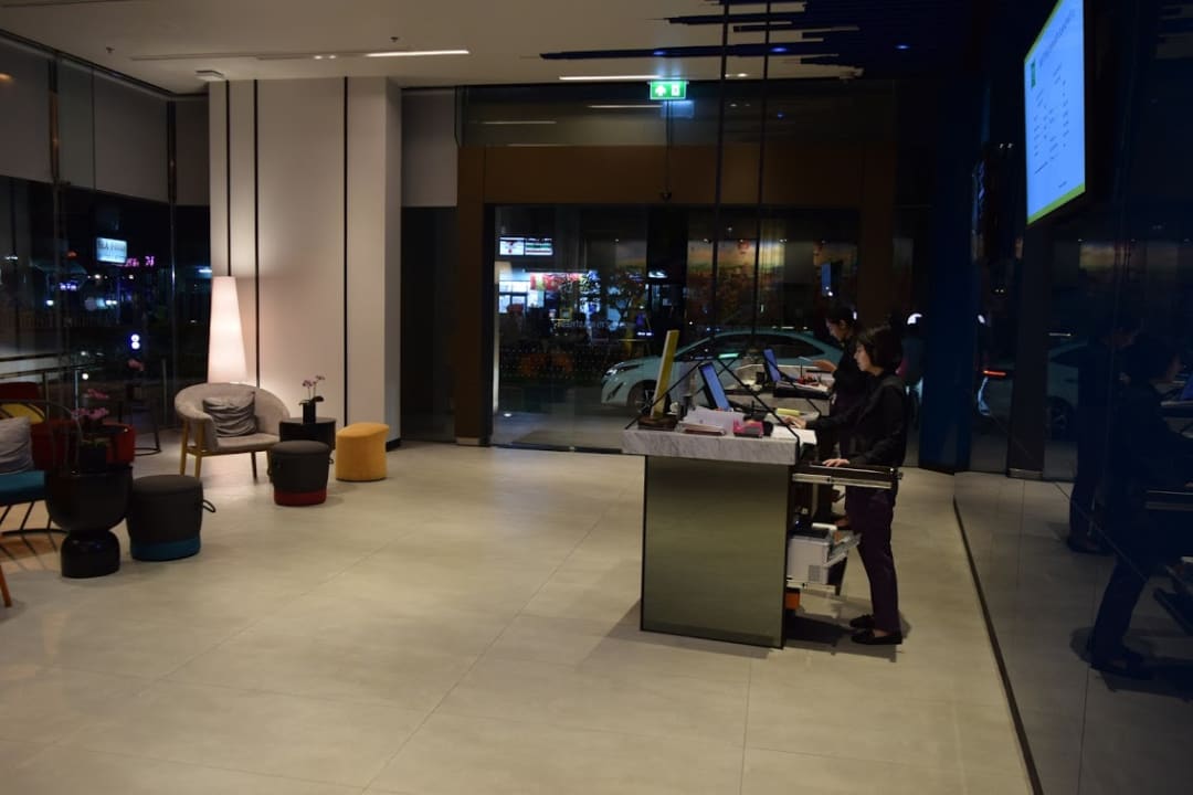 Lobby ibis Styles Bangkok Sukhumvit 4