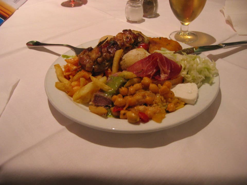 Abendessen HL Miraflor Suites Hotel