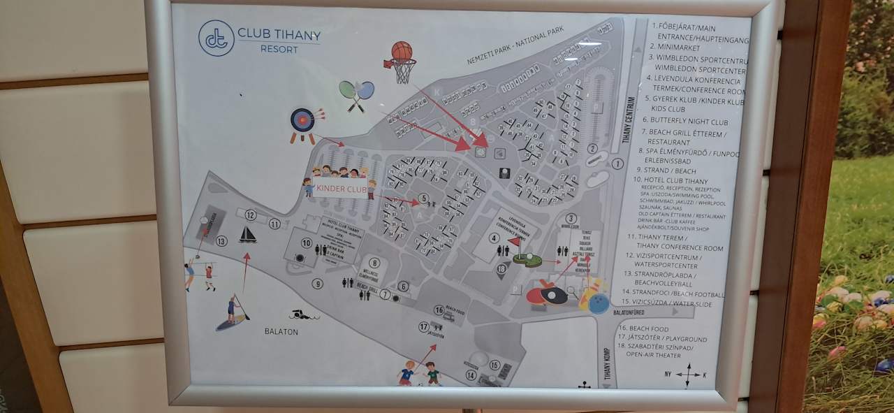 Außenansicht Club Tihany Hotel