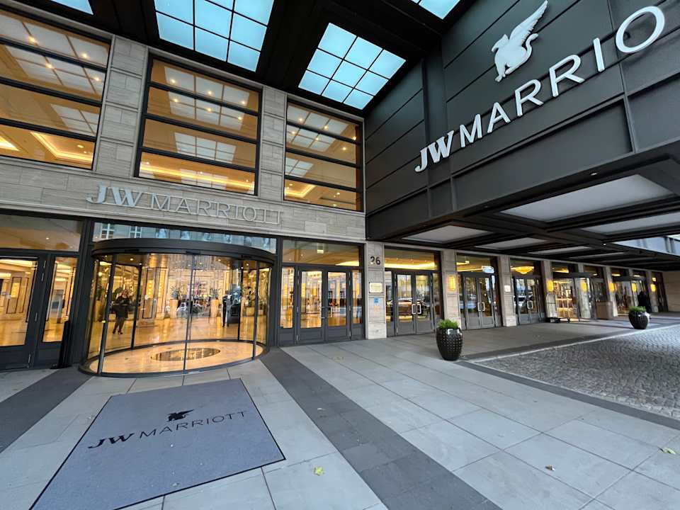 Außenansicht JW Marriott Hotel Berlin