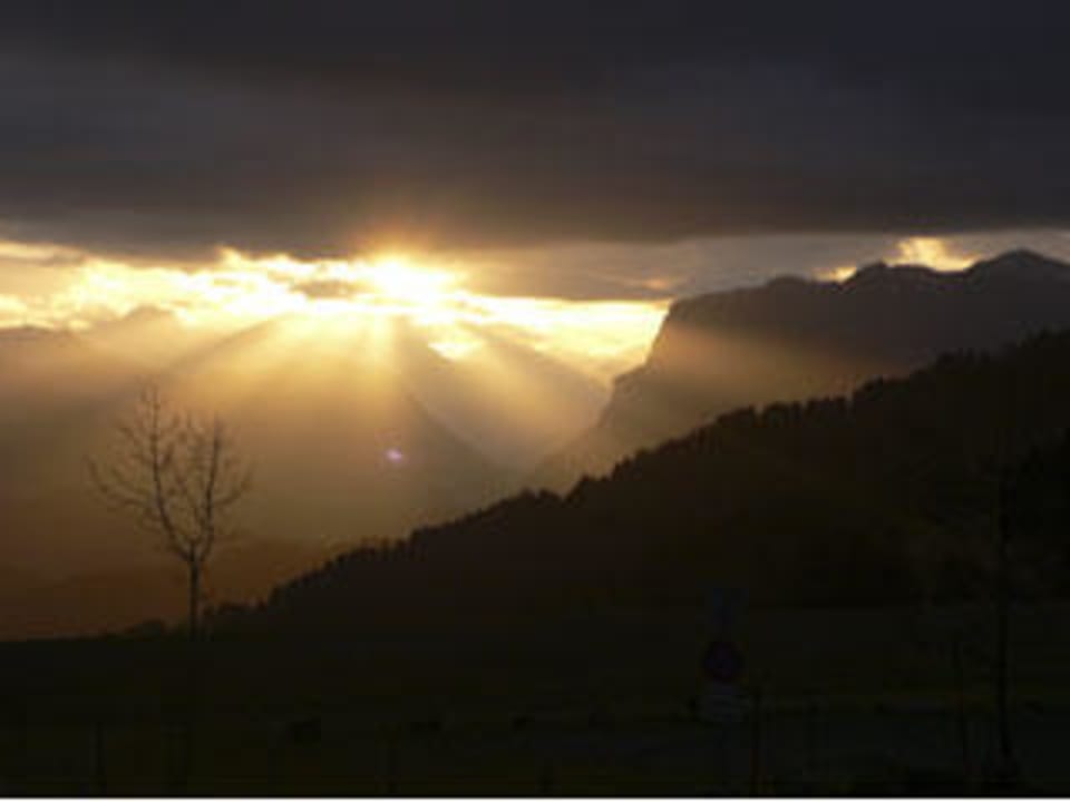 Sonnenaufgang vom Zimmerbalkon Hotel Marvia