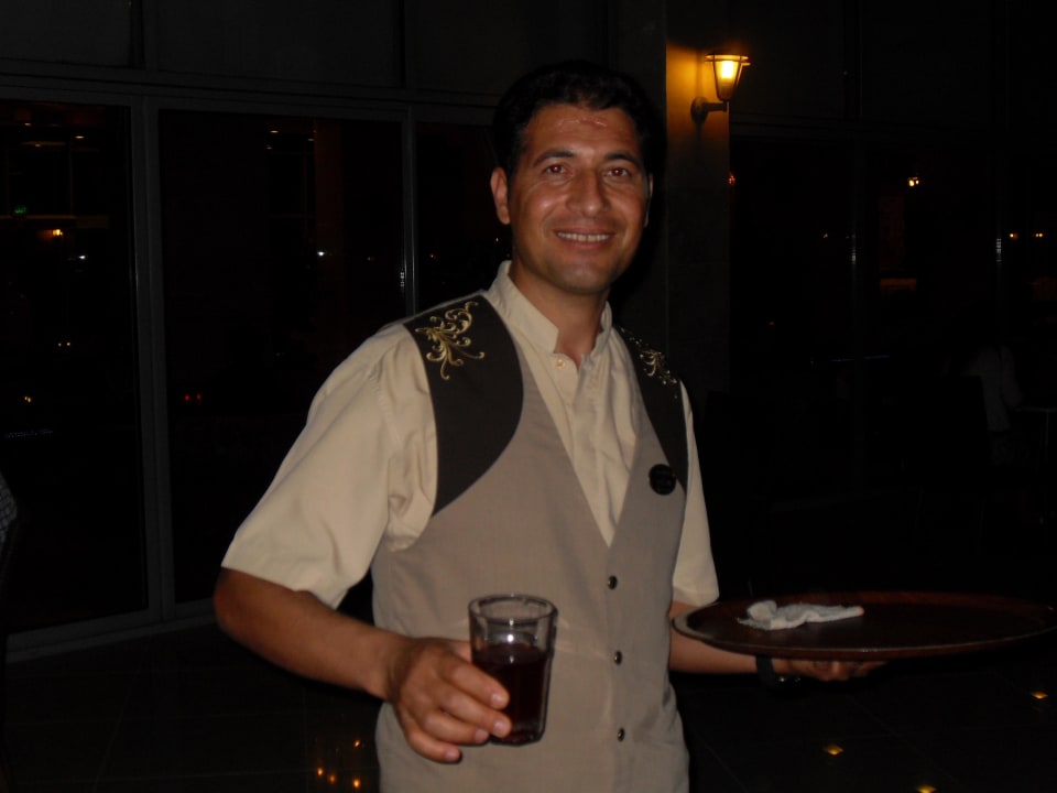 Ibrahim von der Lobby Bar - einfach Super! Alaiye Resort & Spa