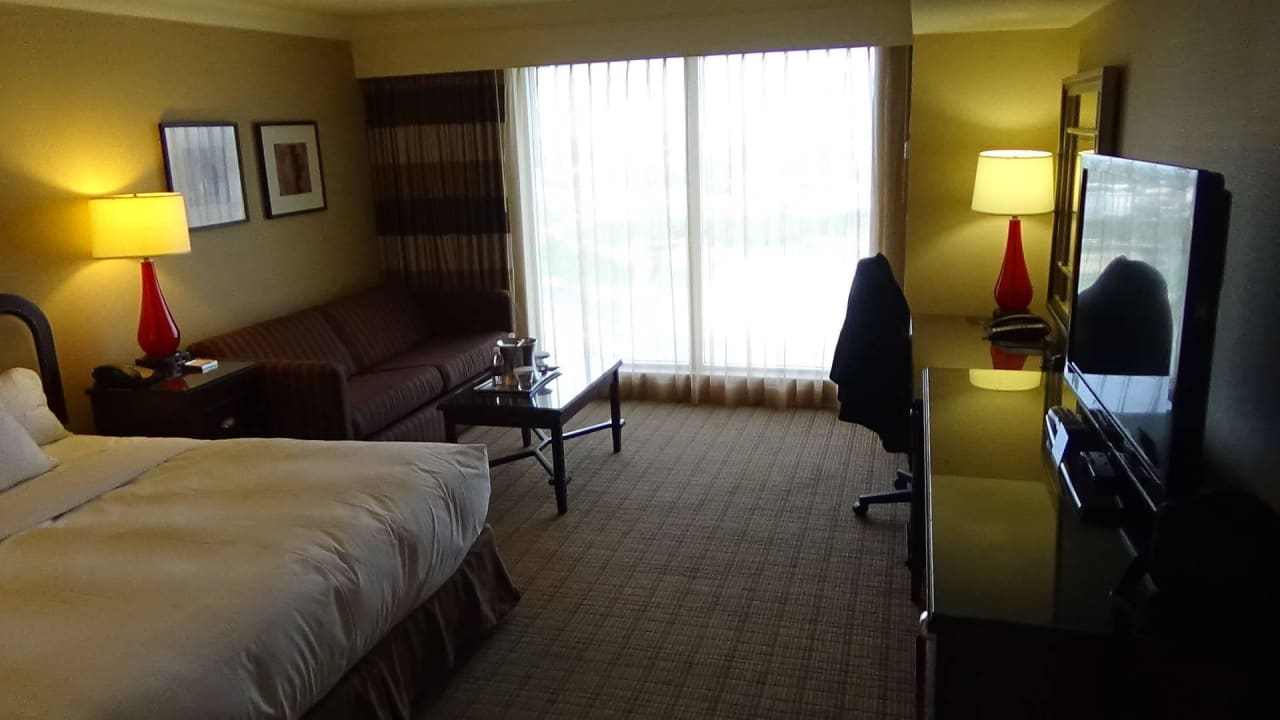 Suite 4851... Hilton Niagara Falls / Fallsview Hotel & Suites
