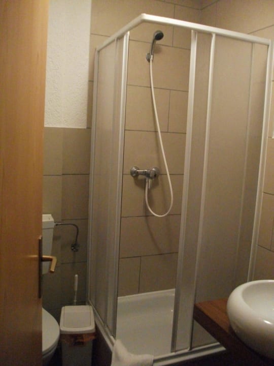 Dusche ohne Brausestange Land-gut-Hotel Zur Linde