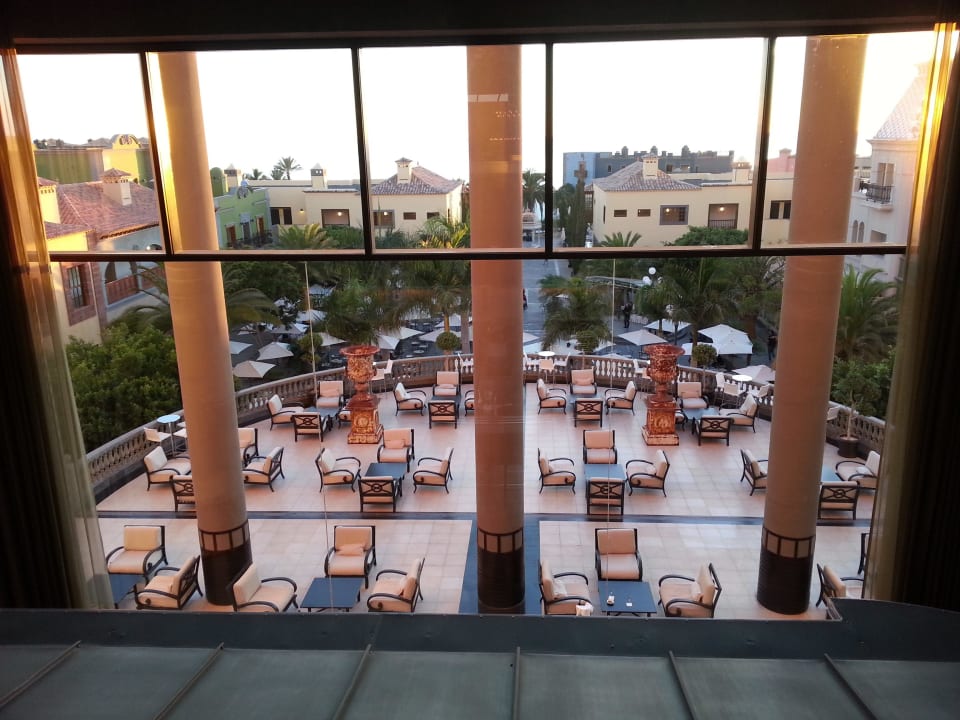 Ausblick auf Barterrasse Lopesan Villa del Conde Resort & Thalasso