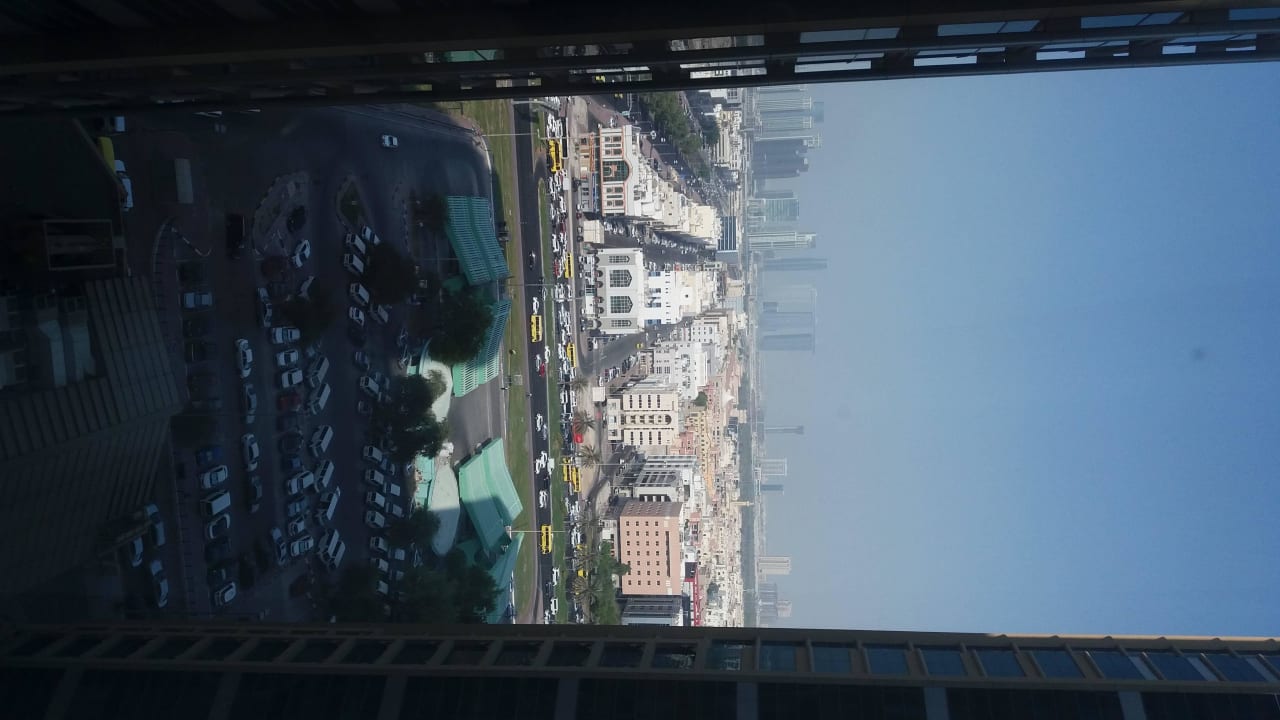 Ausblick Mainbusstation Abu Dhabi Grand Millennium Al Wahda Abu Dhabi