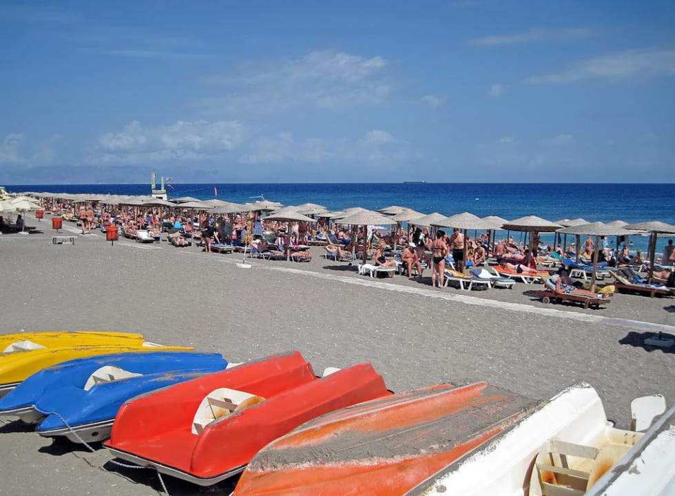 Vor dem Hotel Ibiscus Hotel Rhodos