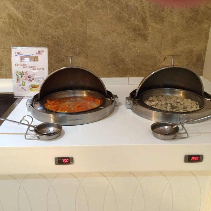 Tägliches Diätmenü (Buffet) Hane Family Resort