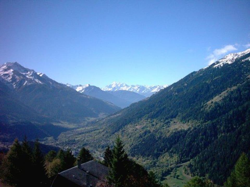 Ausblick vom Balkon Hotel Bellwald