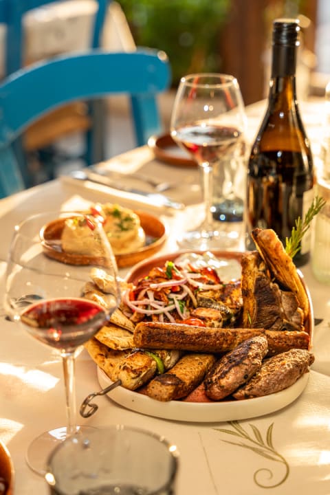 Gastro Alexander Beach Hotel & Village Resort