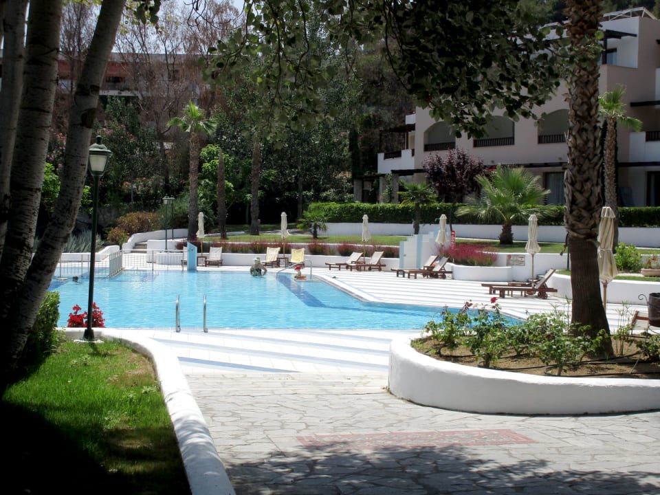 Pool Aegean Melathron Thalasso Spa Hotel