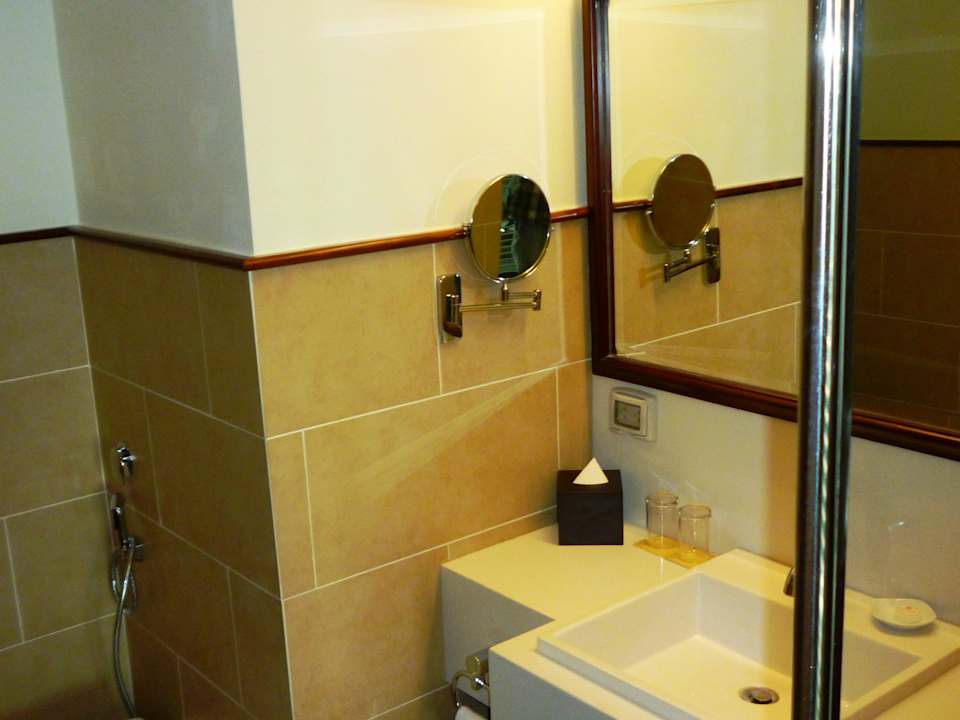 Bad Hotel Vissai Saigon
