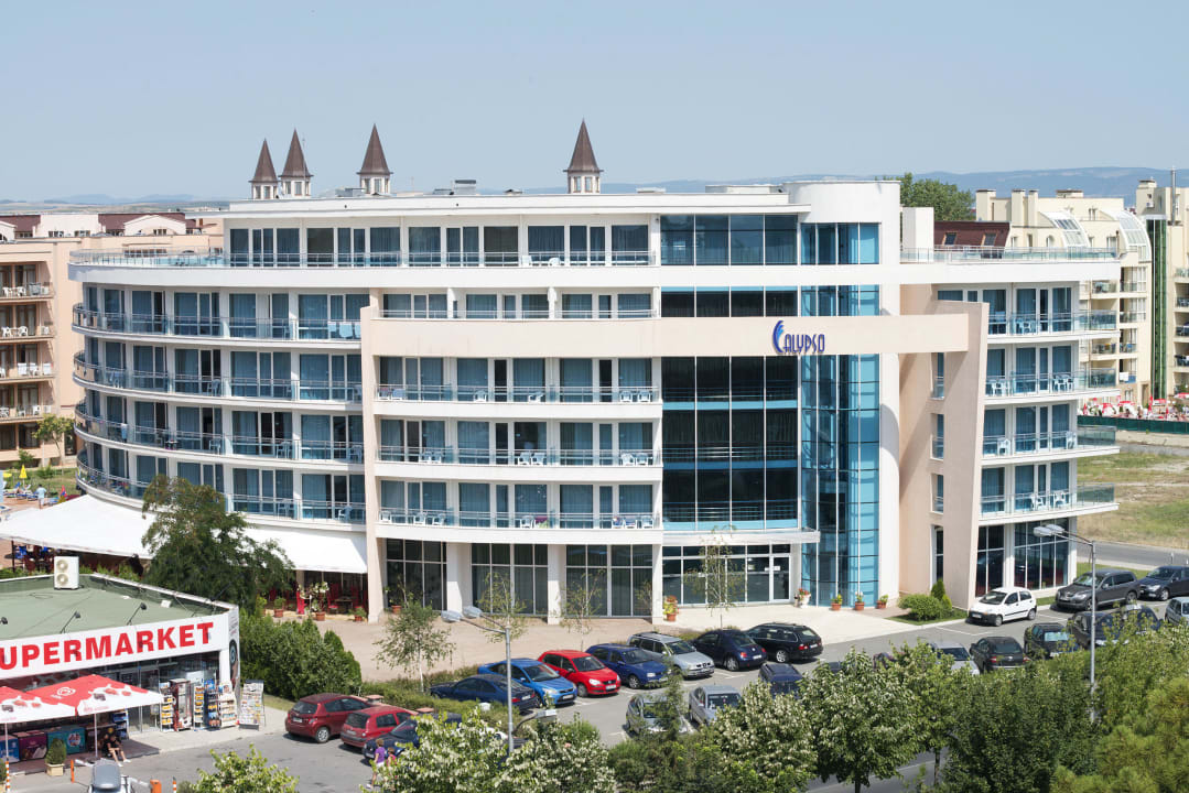 Facade 1 Hotel Calypso