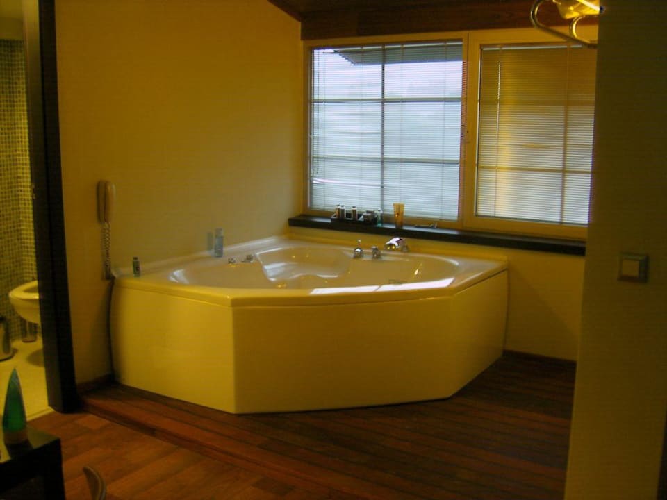 Jaccuzi im Familienzimmer Limak Lara Deluxe Hotel & Resort