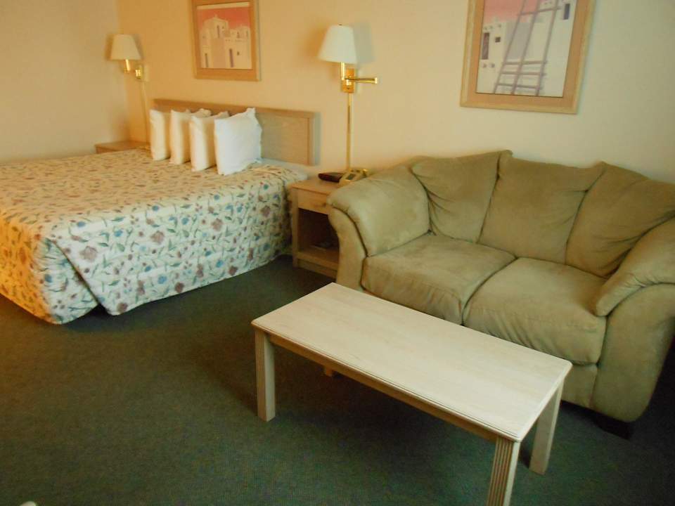 Gemütliches Sofa North Shore Inn at Lake Mead