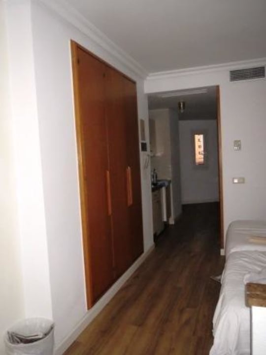 Einbauschrank  Hotel Morito