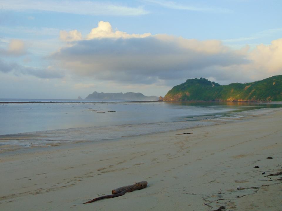 Strand Amber Lombok Beach Resort