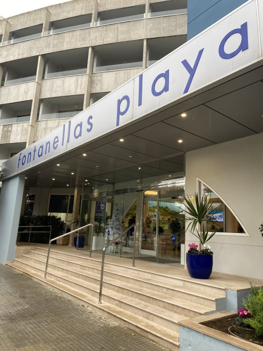 Außenansicht Aparthotel Fontanellas Playa