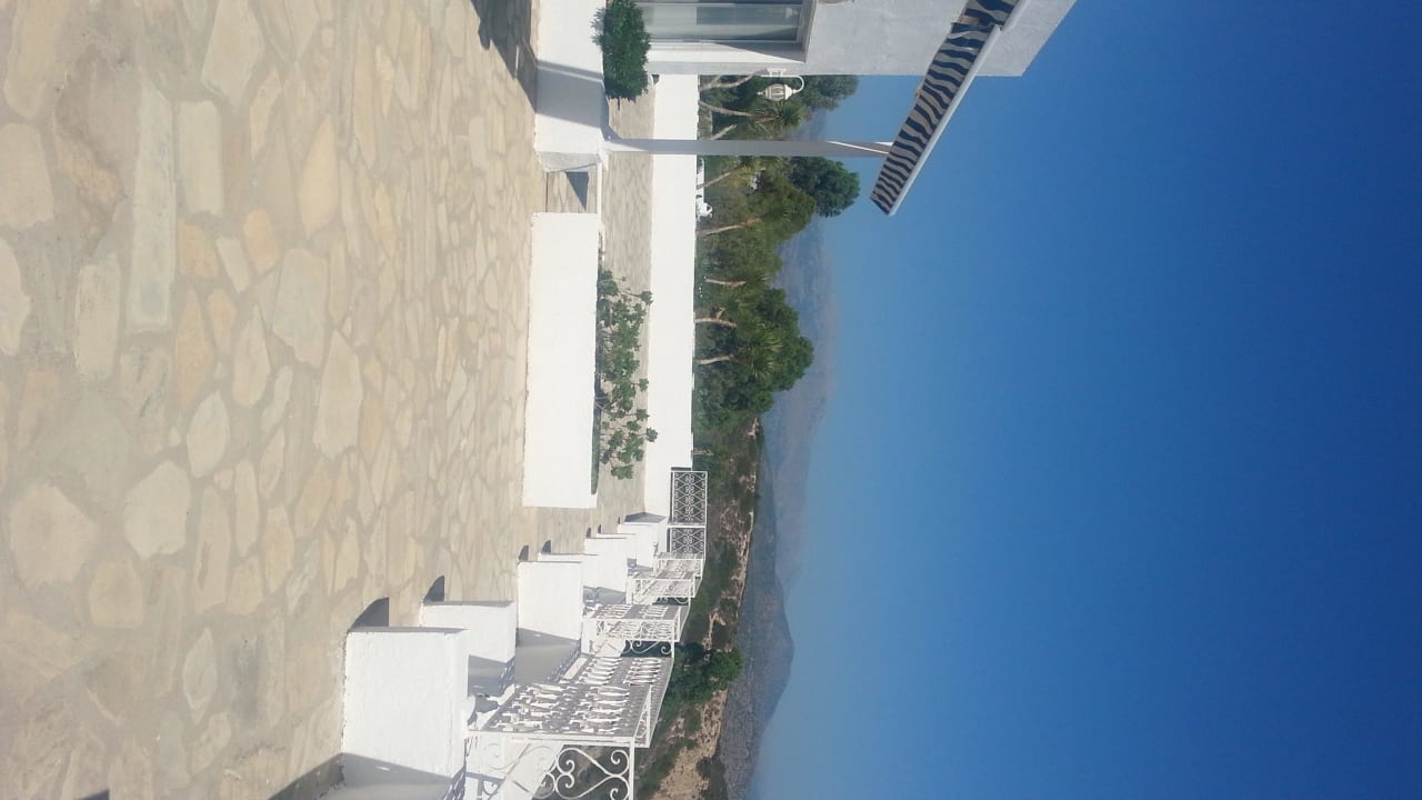 Ausblick von einer der Terrassen Hotel Istron Bay