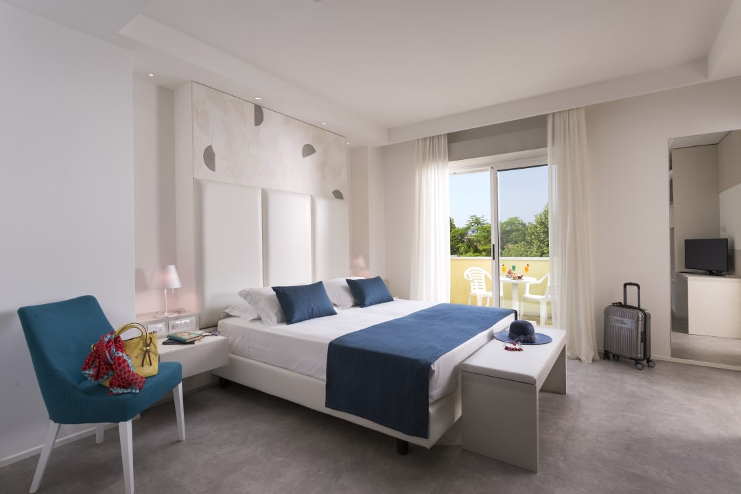 Zimmer Astoria Suite Hotel