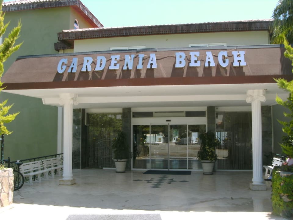 Eingang Hotel Gardenia Beach