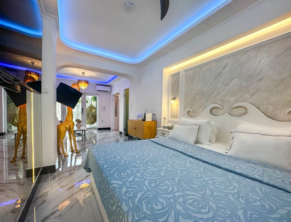 Zimmer Panorama Suites & Spa