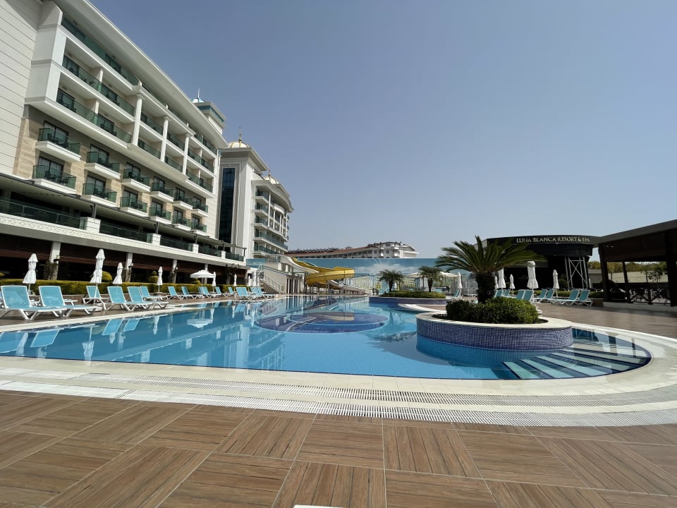 Pool Luna Blanca Resort & Spa