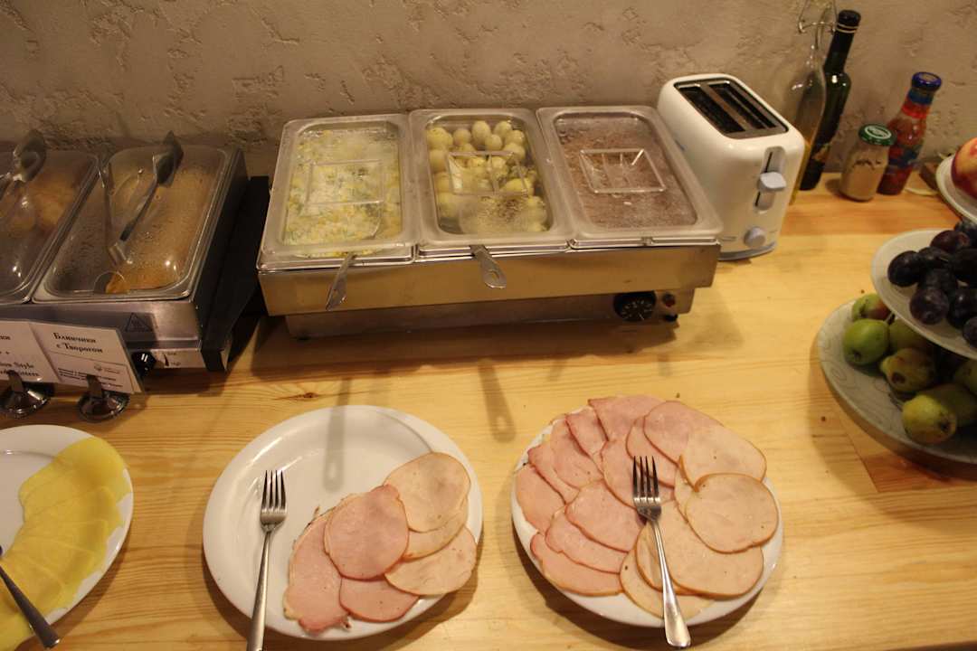 Buffet Frühstück Teilansicht Premier Geneva Hotel
