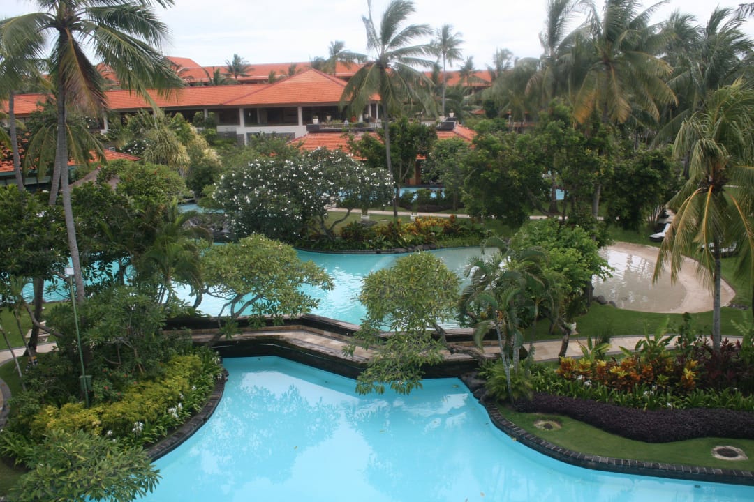 Бассейн The Laguna A Luxury Collection Resort & Spa