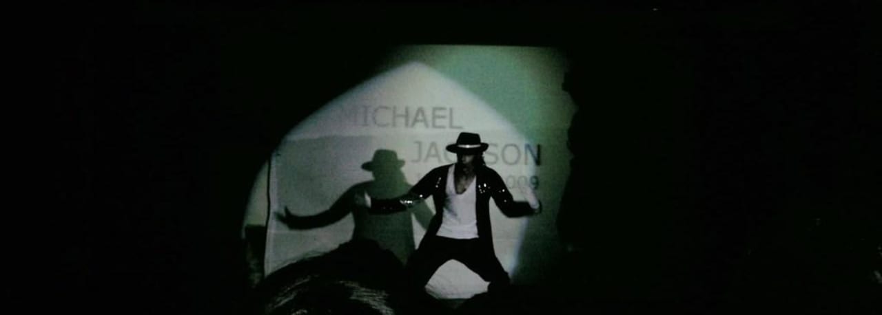 Cengiz als Michael Jackson Side Sun Hotel
