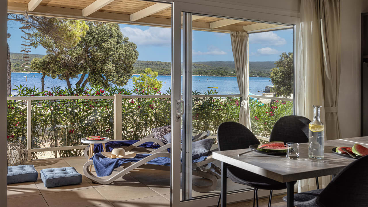 Zimmer Lopari Camping Resort