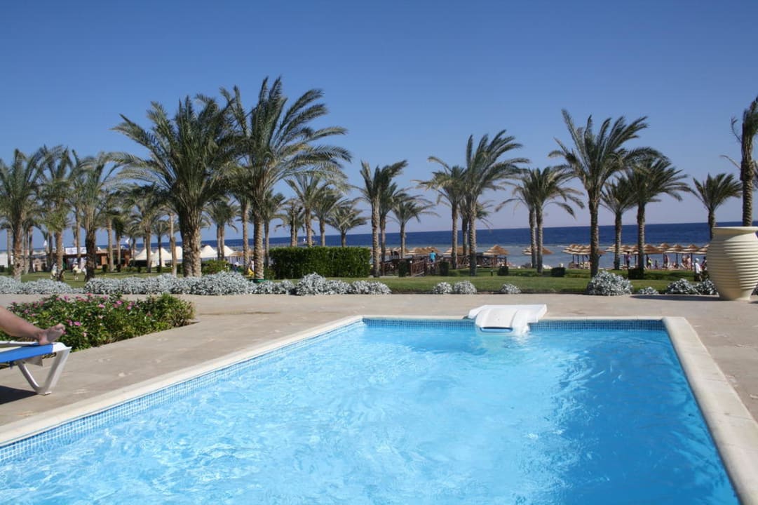 Blick aus dem Zimmer zum Privatpool Rixos Sharm El Sheikh Adults Only 18 +