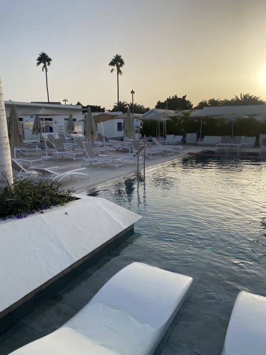 Pool Club Maspalomas Suites & SPA