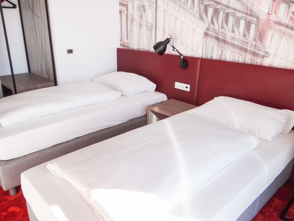 Zimmer 7 Days Premium Hotel München-Sendling