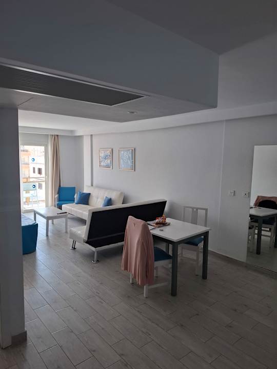 Zimmer Guya Wave Hotel