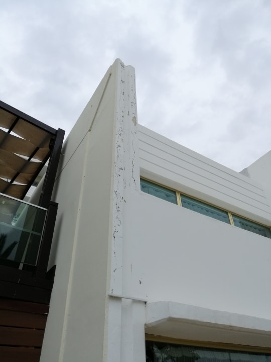 Außenansicht Hotel Louis Imperial Beach