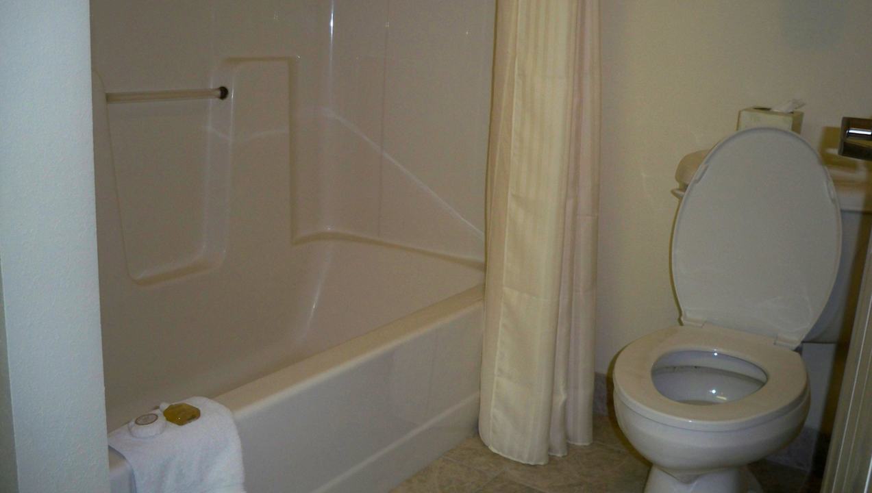 Bad / WC Apartments Cresthill Suites Syracuse