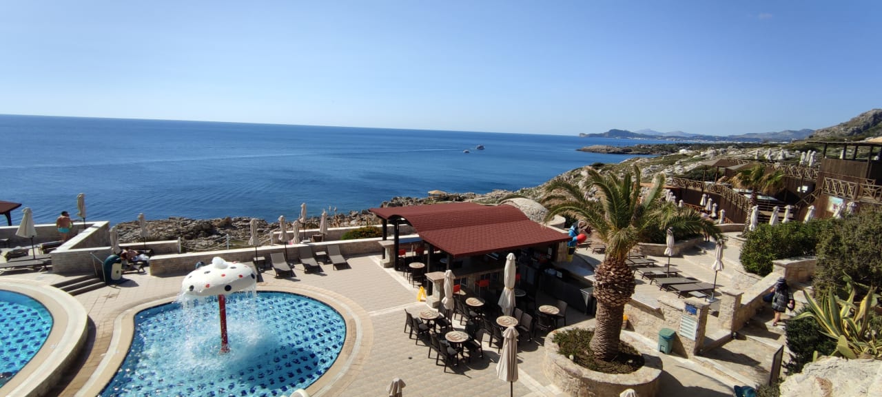 Außenansicht Hotel Kalithea Horizon Royal