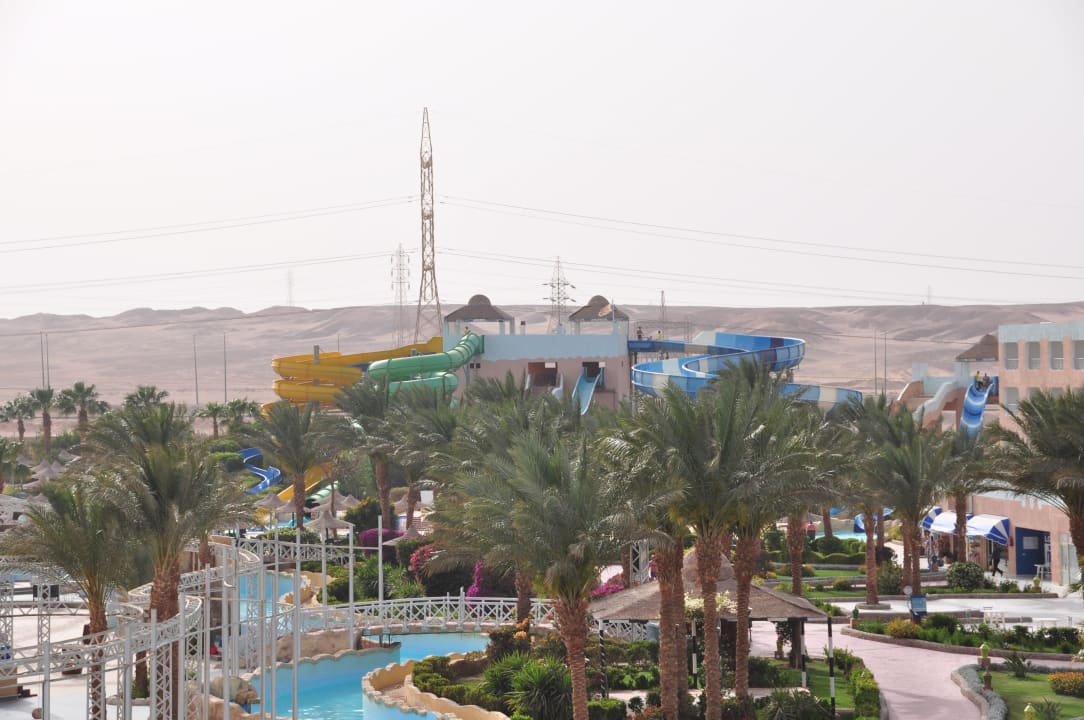 Aussicht aus unserem Zimmer Titanic Resort & Aqua Park