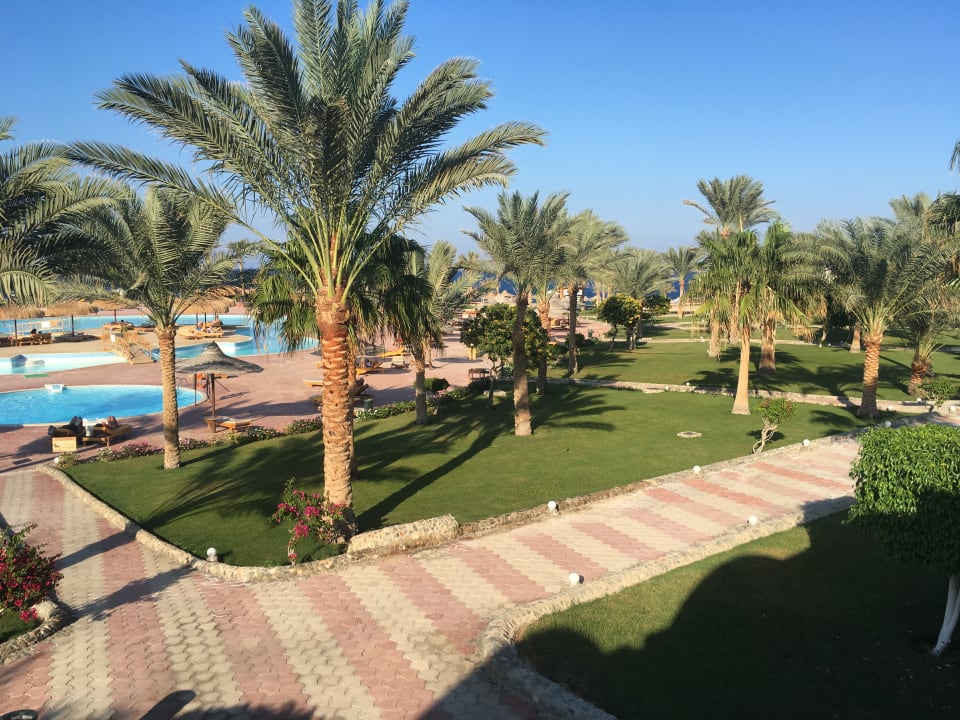 Garten Three Corners Sea Beach Resort