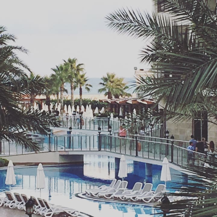 Außenansicht Kirman Belazur Resort & Spa