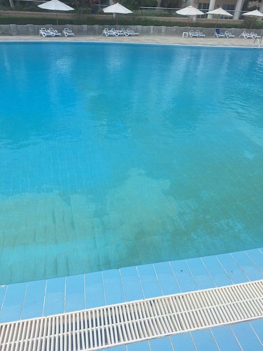 Pool Radisson Blu Resort Fujairah