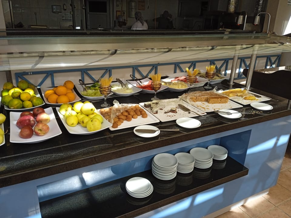 Gastro Iz Flower Side Beach Hotel