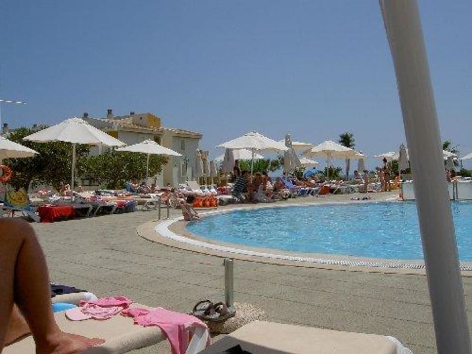 Pool oben blau punta reina