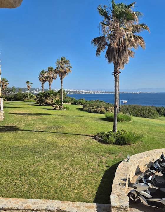 Außenansicht Hotel Kalithea Horizon Royal