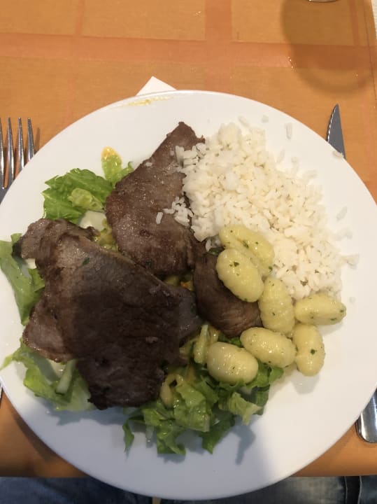 Gastro Servatur Waikiki