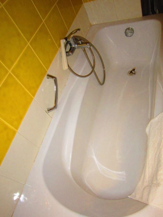 Badewanne, etwas dreckig Houda Golf & Beach Club