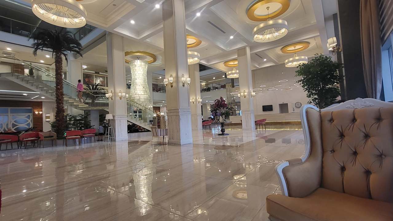 Lobby Hotel Royal Garden Beach