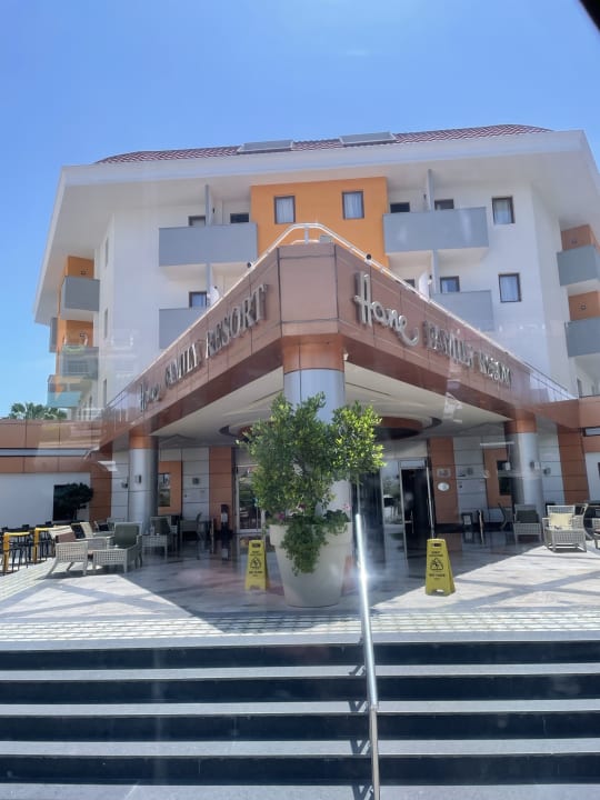 Lobby Hane Family Resort